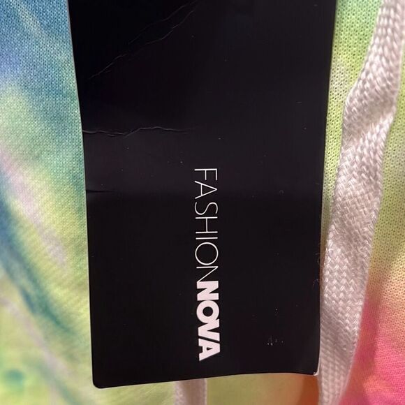 Fashion Nova Cropped Tie Dye Hoodie Bright Pastels Size Small NWT - Picture 12 of 15